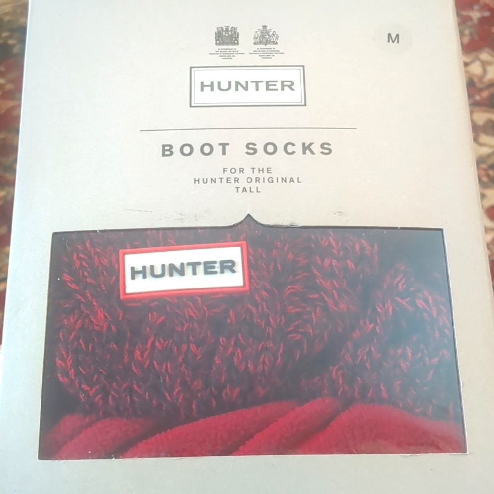 Hunter Tall Boot Socks Red and Red and Black Knit Size Medium in Box Unworn